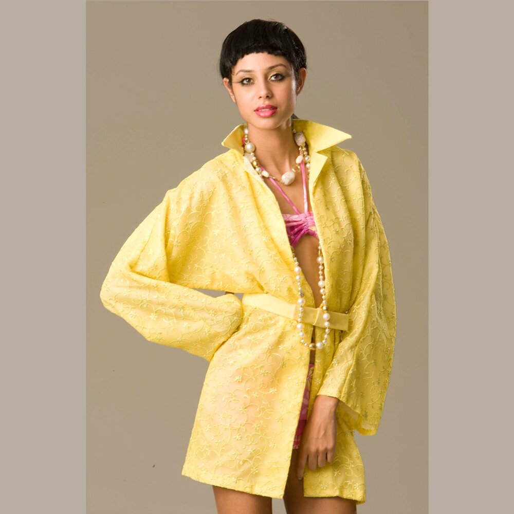 LEMON-YELLOW KIMONO-STYLE ROBE/SHIRT - Picture 4 of 11